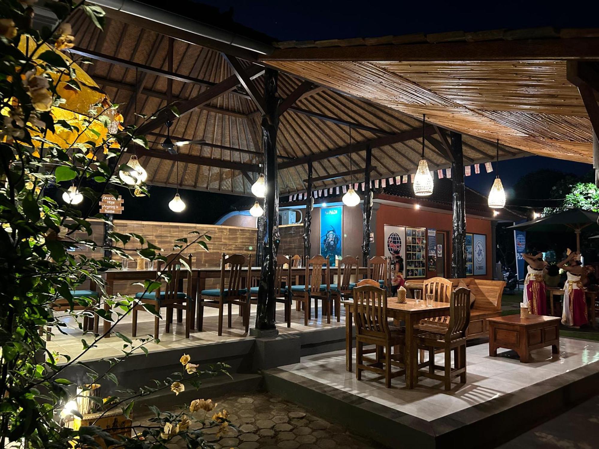 Badini Homestay Пемутеран Экстерьер фото